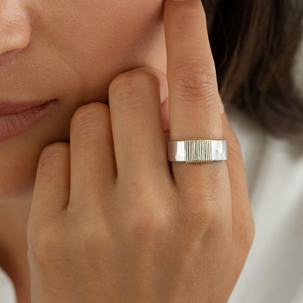 Emilia - Ring