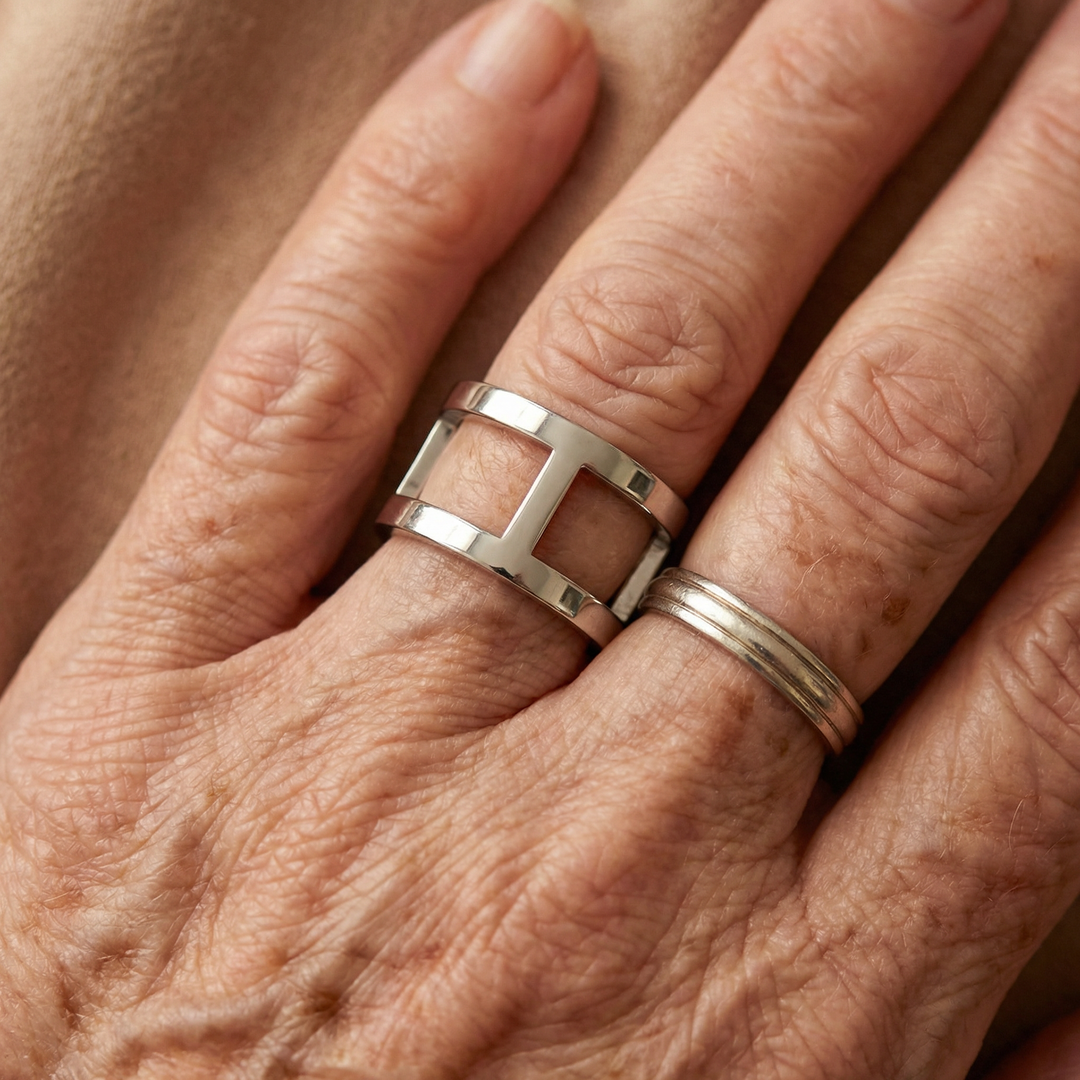 Lone - Ring