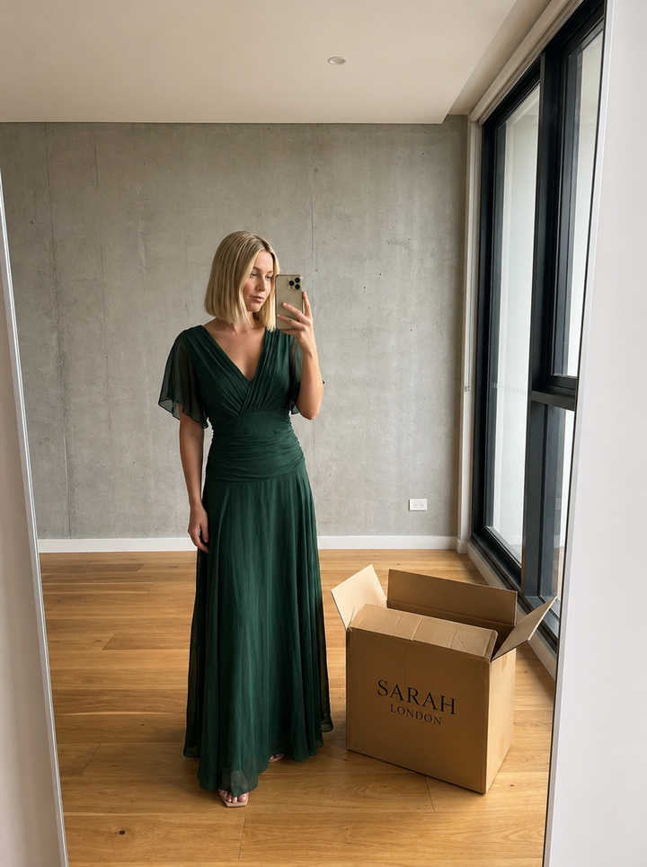 Isla | Elegant V-neck Maxi Dress