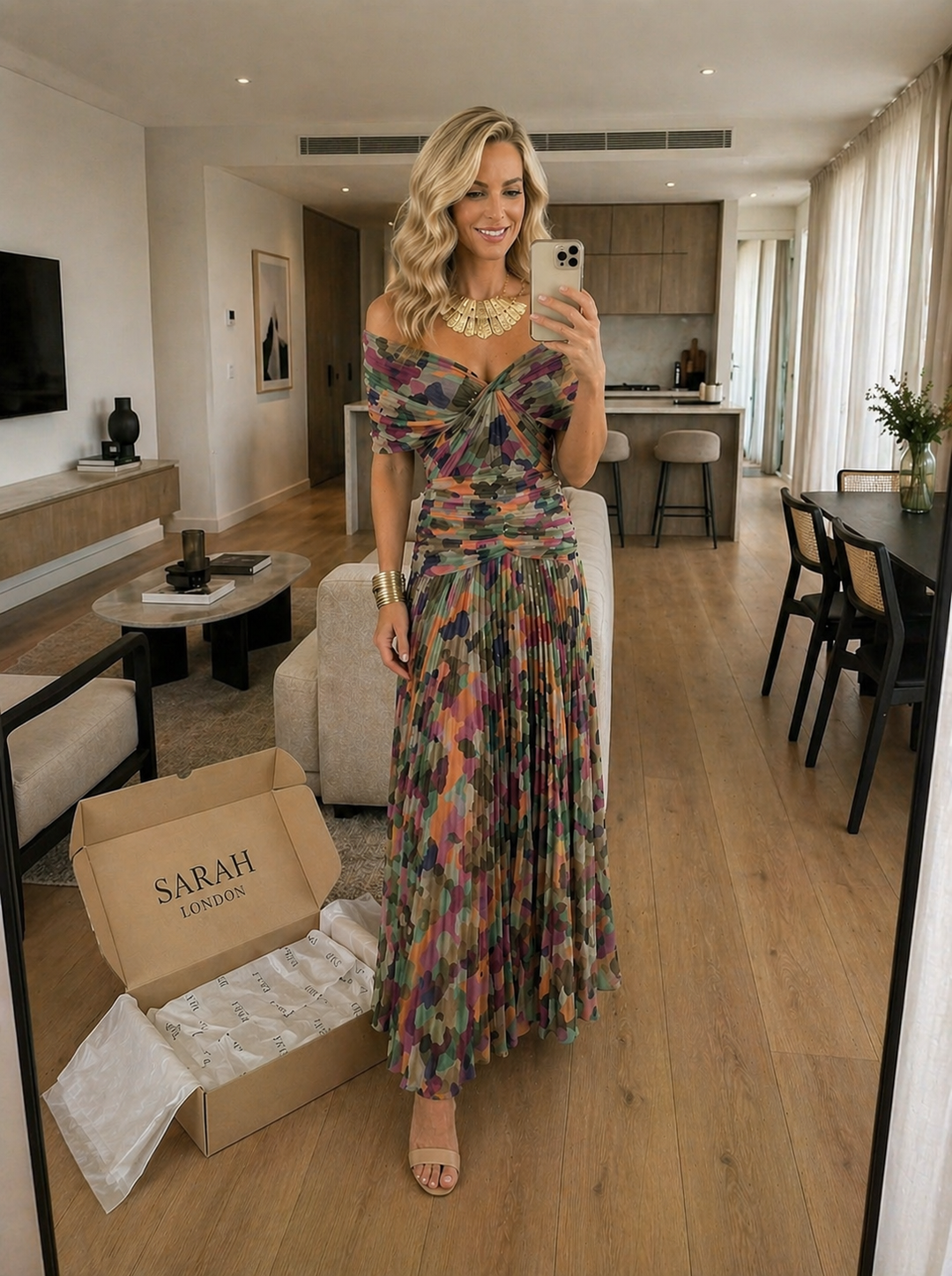 Isla | Elegant V-neck Maxi Dress