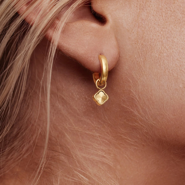 Mini Clover Earrings