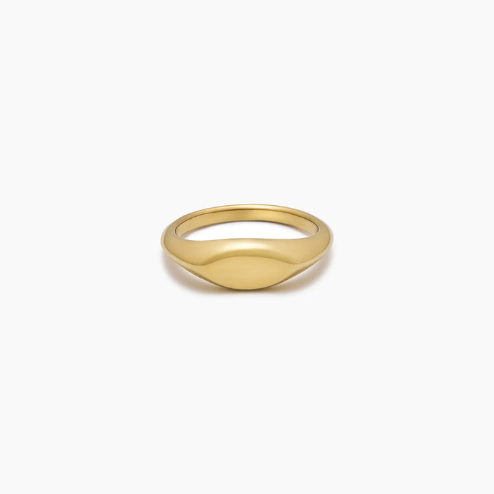 Essential Signet Ring
