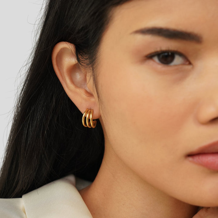 Helene – Textured Gold Mini Rings