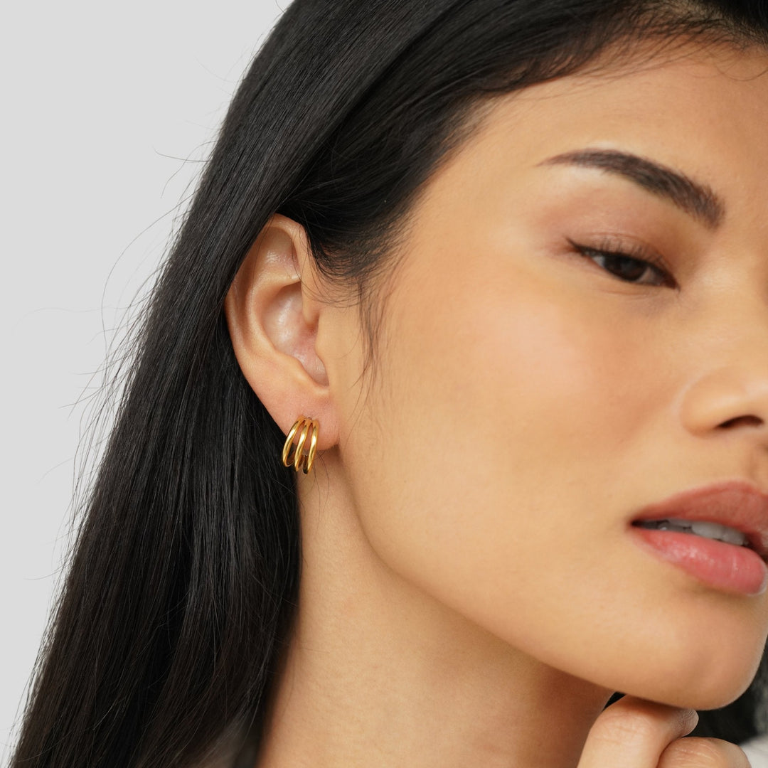 Helene – Textured Gold Mini Rings