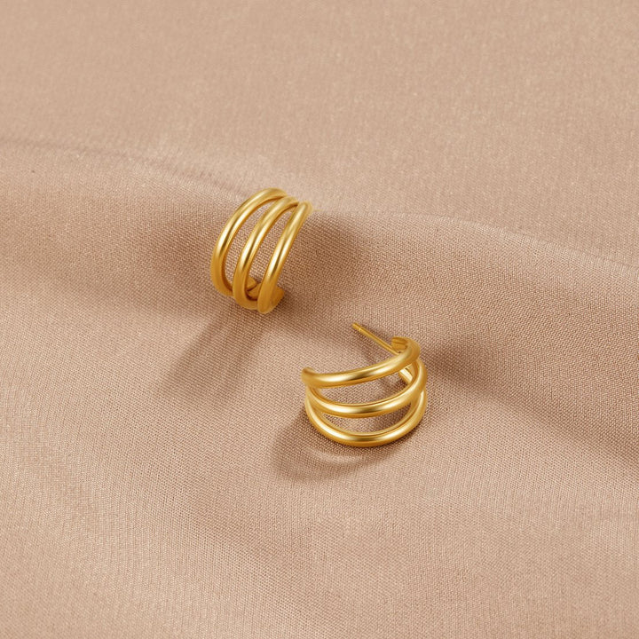 Helene – Textured Gold Mini Rings