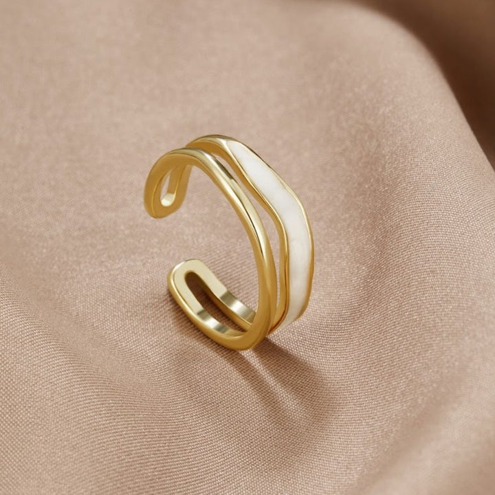 Beatrix - Gold Ring